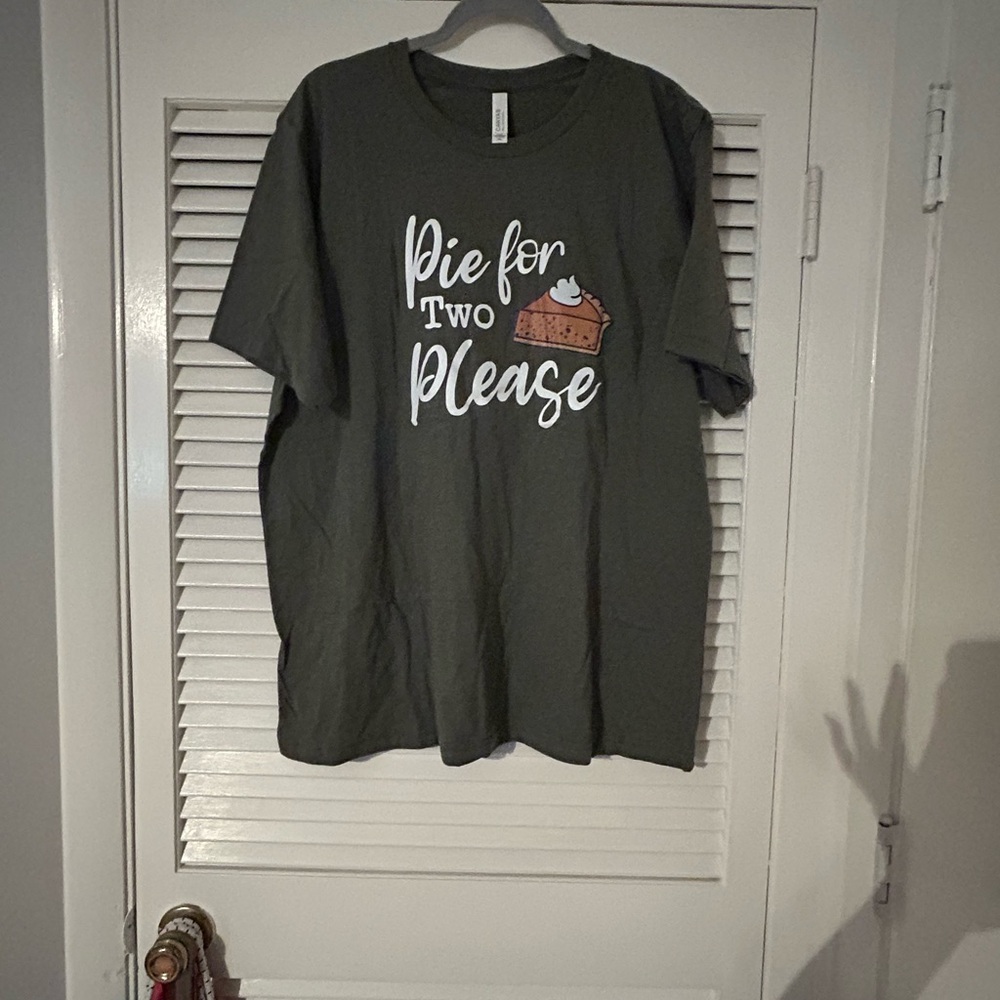 Army green pregnancy shirt